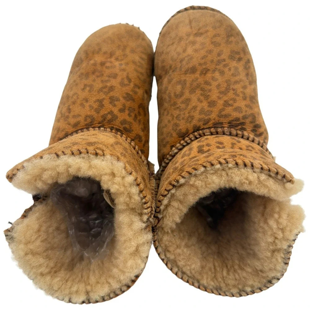 UGG Australia Erin 5202 Baby Booties Leopard Sheepskin Size L